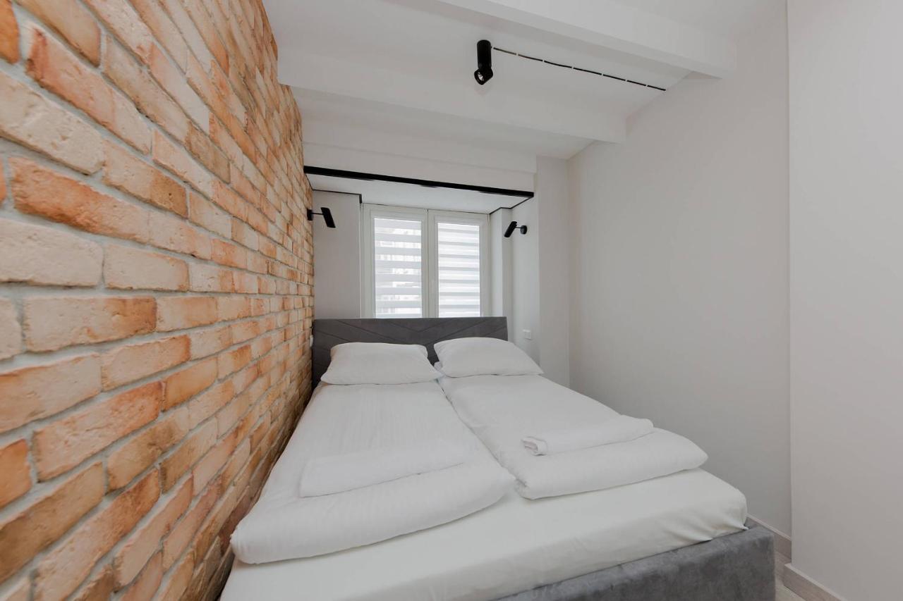 4 Eco Apart Chateau Jagiellonska 22 Warszawa Old Town Buitenkant foto